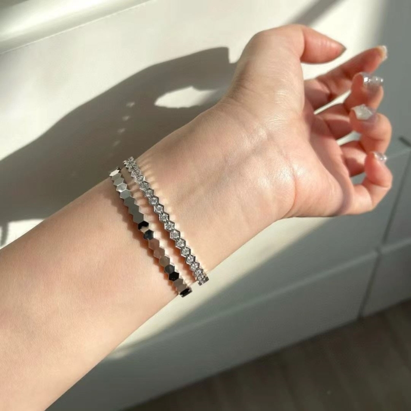 CHAUMET